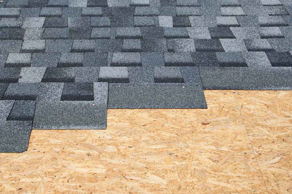 leading asphalt shingle roof replacement company Atlanta