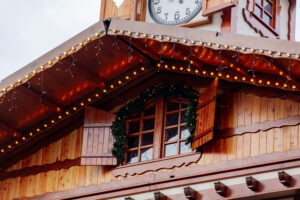hanging christmas lights