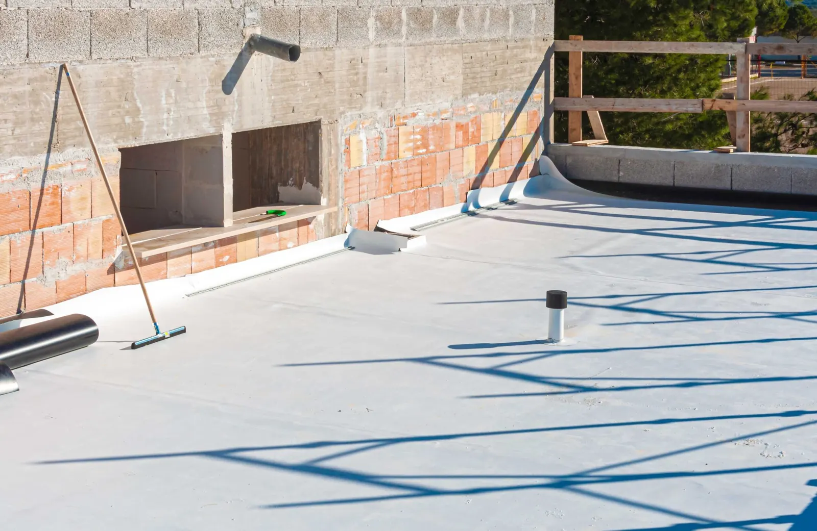 6 Reasons Regular Roof Maintenance is Imperative for Your Atlanta Business