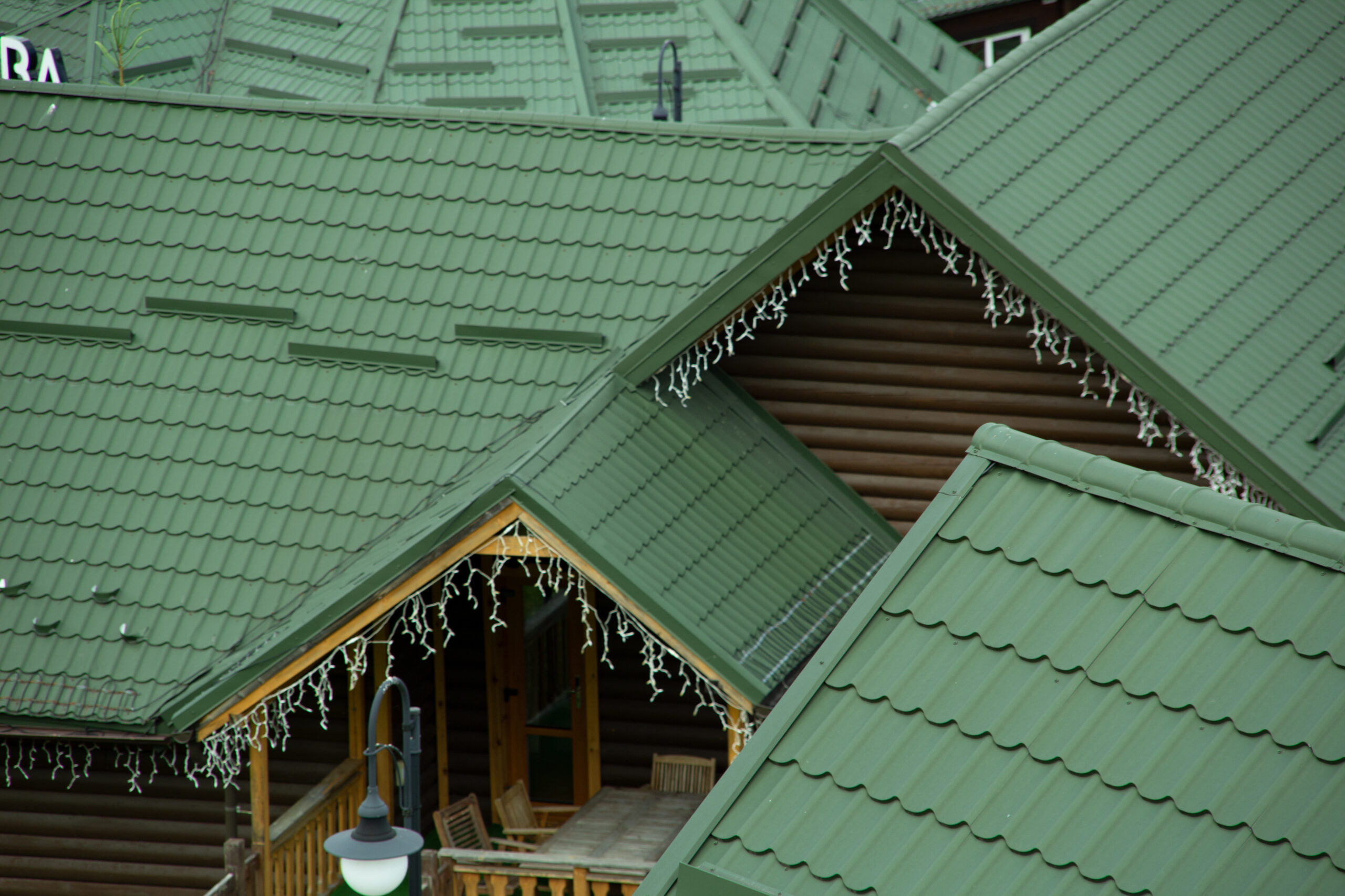 are metal roofs worth the investment, benefits of metal roofs, Atlanta