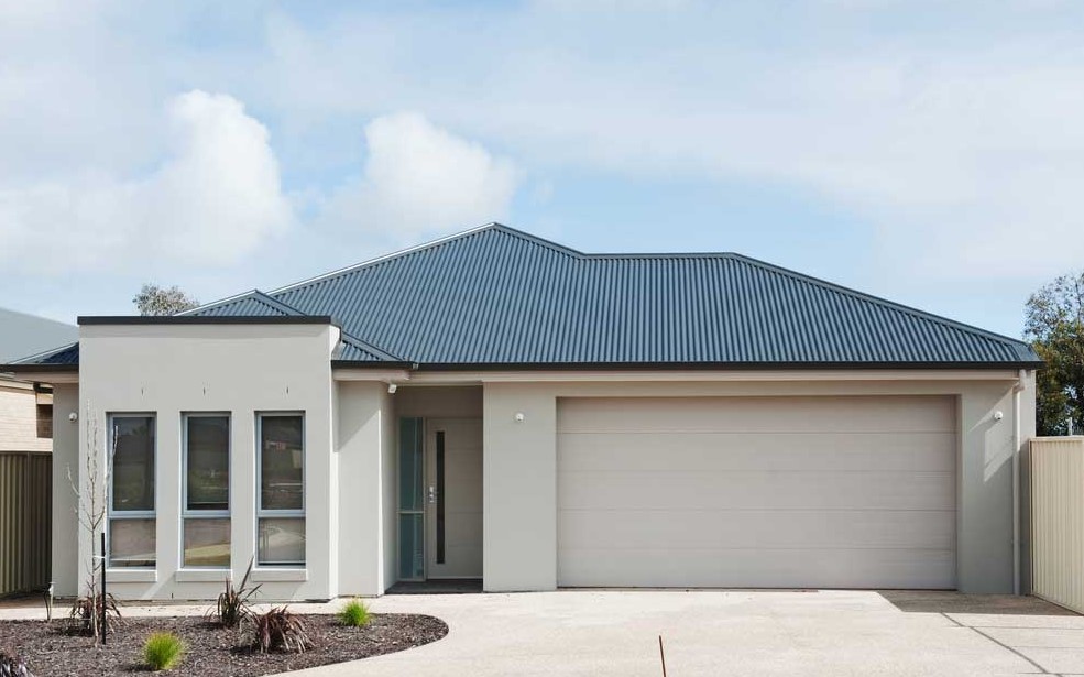 standing seam metal roof in Charleston