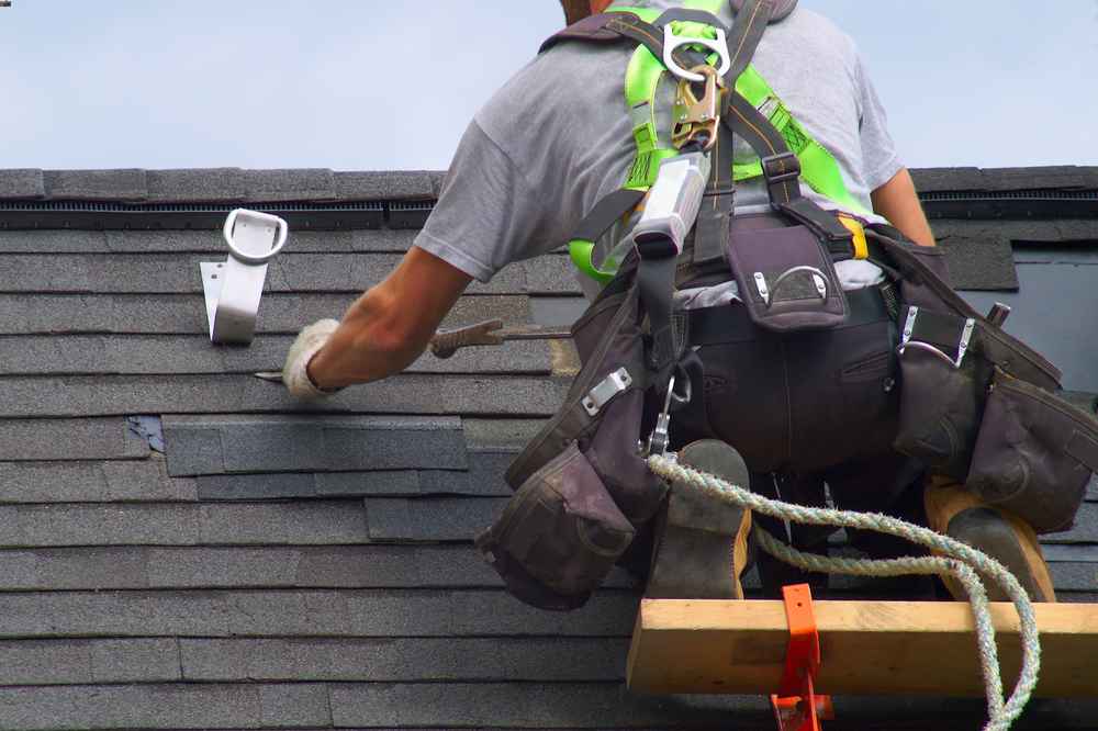 How to Choose the Perfect Roofing Contractor: 5 Key Things to Look For